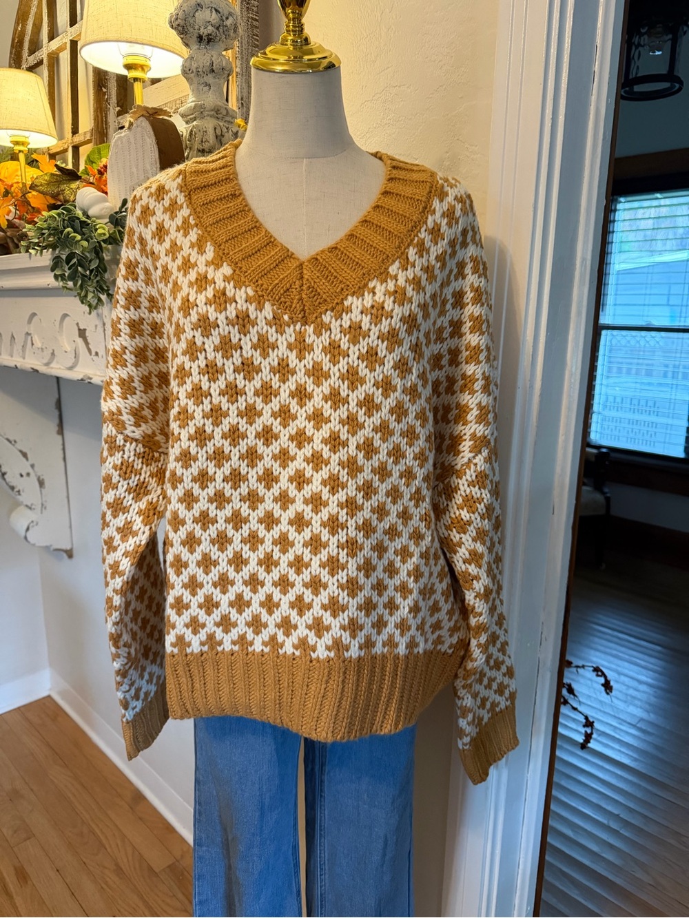 Very J Burnt Orange and White V-Neck Knit Sweater